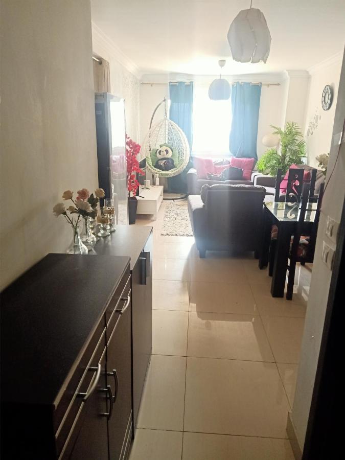 Fully Furnished Apartment At Ocean Blue Compound Caïro Buitenkant foto